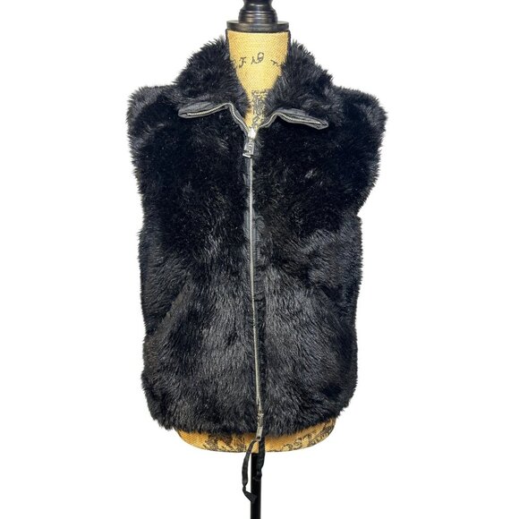 Bogner Women's Reversible Faux Fur & Nylon Vest Size 6 small - Picture 2 of 9